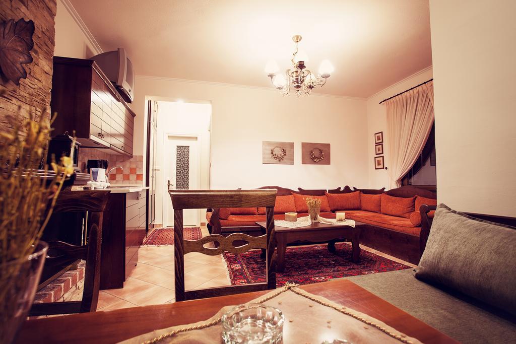 Militsa Guesthouse Naousa  Стая снимка