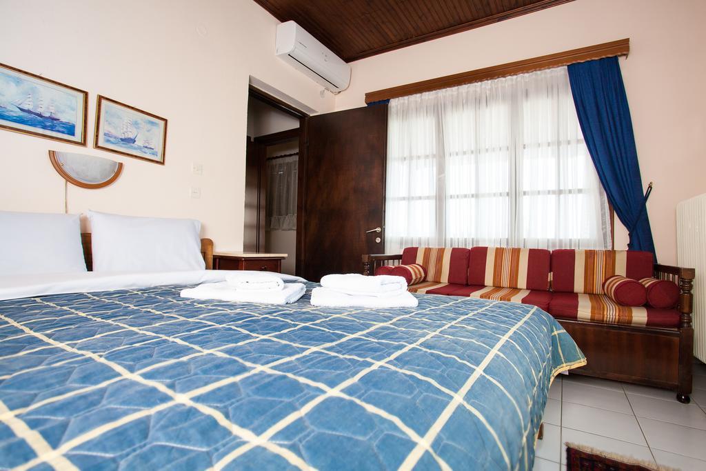 Militsa Guesthouse Naousa  Стая снимка